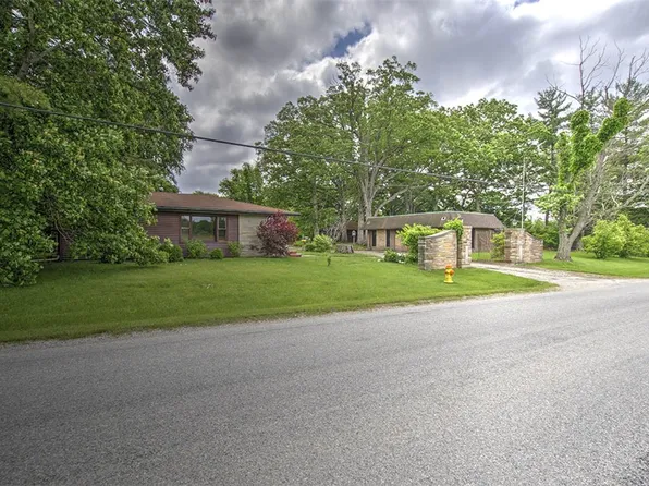 4480 Fort Daniel Rd, Decatur, IL 62521