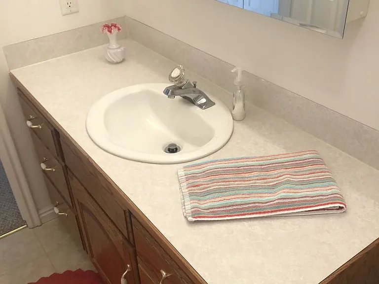 216 Susan Dr — Photo 8