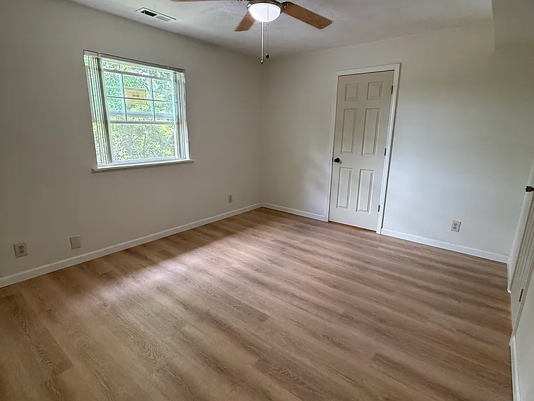 7705 Woodcliffe Dr #C — Photo 5
