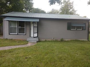 9304 New Maple Rd, Louisville, KY 40229