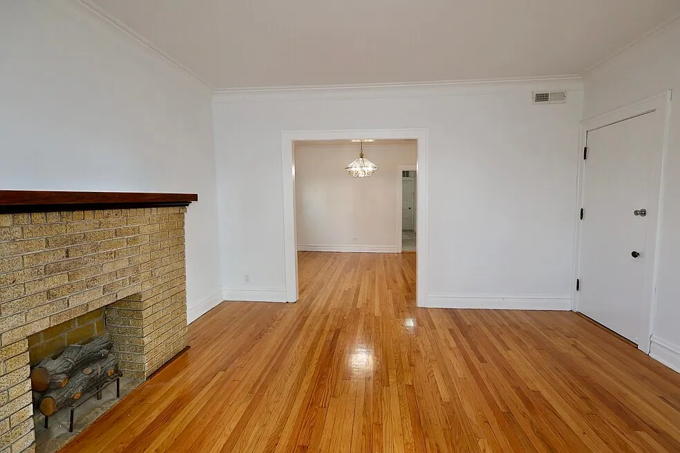 Building Photo - 3429 N Lowell Ave #2