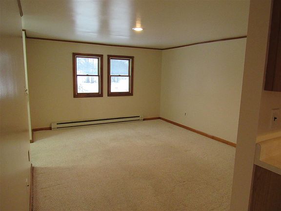 4th image of 54 Stoughton Ave