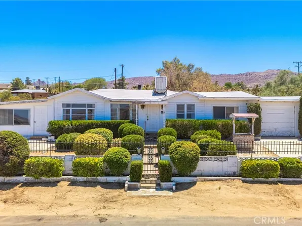 61721 Sunburst Cir, Joshua Tree, CA 92252