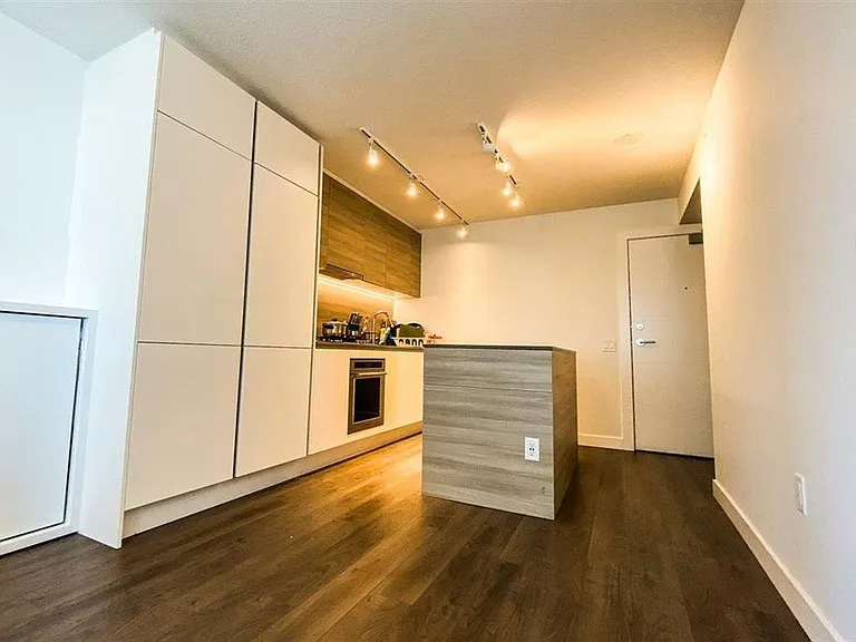908 Quayside Dr #807 — Photo 7