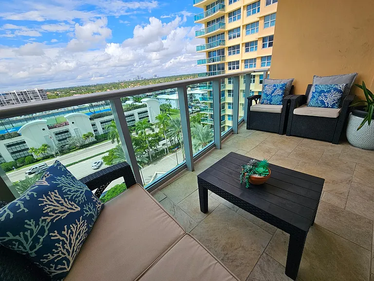 2501 S Ocean Dr #929 — Photo 2