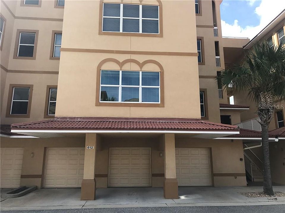 1st image of 612 Wells Ct Unit 202