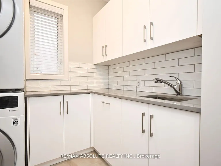 280 Daly Ave #1 — Photo 17