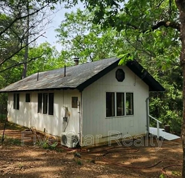 12896 Rices Crossing Rd #COTTAGE — Photo 1