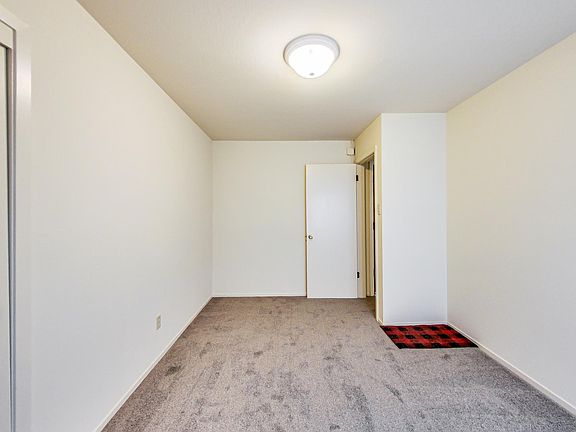 5th image of 434 24th Ave APT 2
