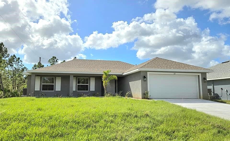 1st image of 321 Gaynor Ln
