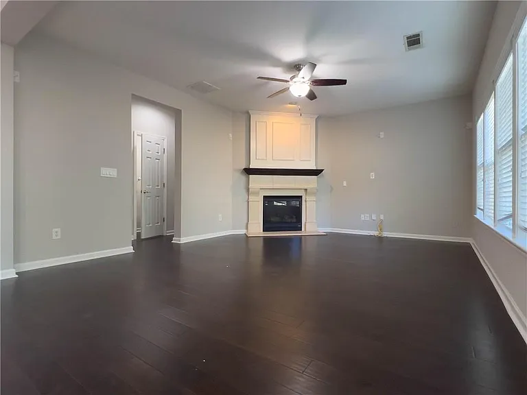 3210 Warbler Way — Photo 6