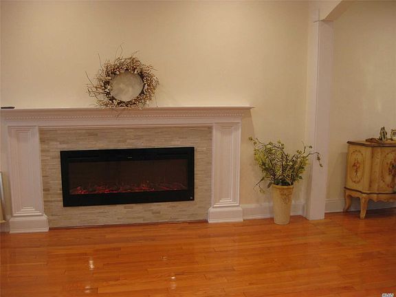 3rd image of 20815 34th Ave