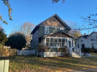 407 State St, Oconomowoc, WI 53066