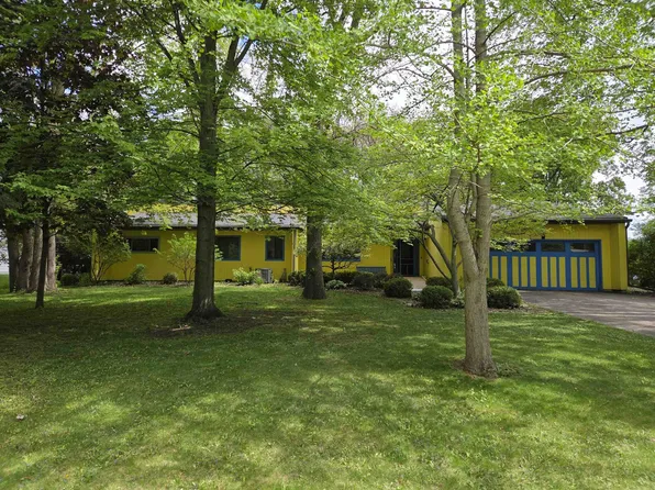 5730 I Ah Maytah Rd, Oshkosh, WI 54901