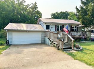 423 S Chicago Ave, Bolivar, MO 65613