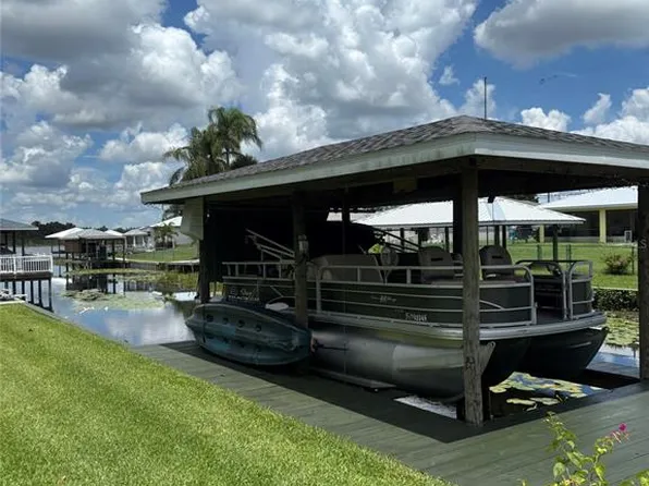 121 Daisy Ln, Lake Placid, FL 33852