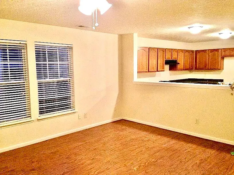 2317 Lonan Ct — Photo 4