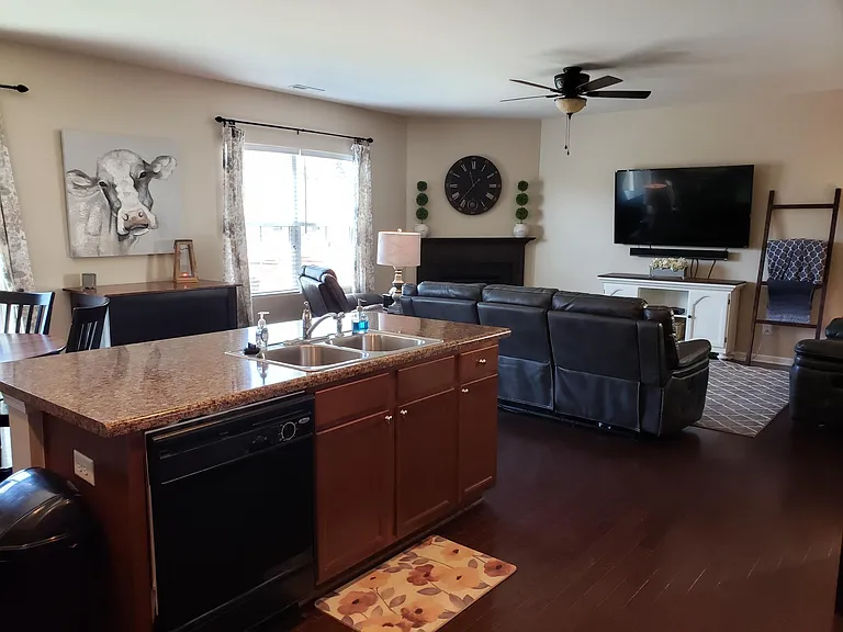 8030 McKee Dr — Photo 18