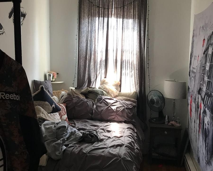 2nd image of 474 Commonwealth Ave APT 4X