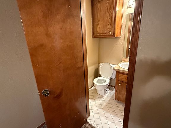5th image of 8405 S Brookline Pl