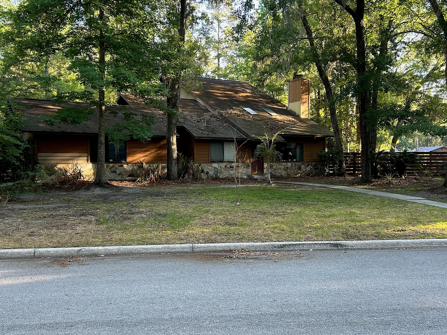 4 bed, 2567 sqft, $2,800 — Photo 3