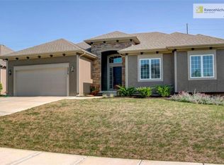 2276 W Hazelwood St, Olathe, KS 66061