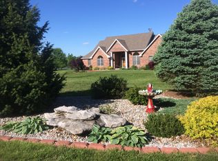 2577 Pinewood Dr, Willard, MO 65781