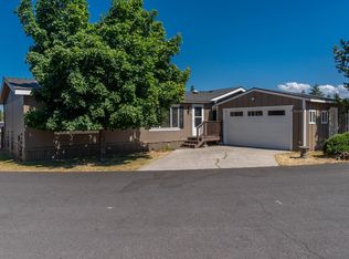 61097 Geary Dr, Bend, OR 97702