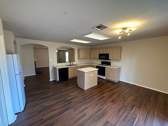5th image of 206 Brentwood Dr