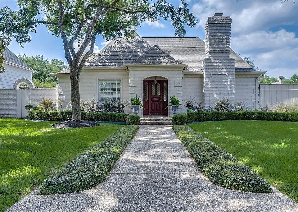 1st image of 15806 Fleetwood Oaks Dr