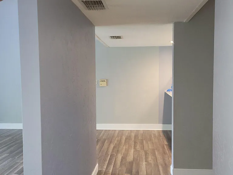 667 Olde Camelot Cir #667 — Photo 17