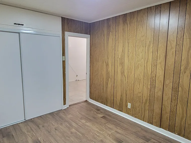 704 E Palmer Ave — Photo 10