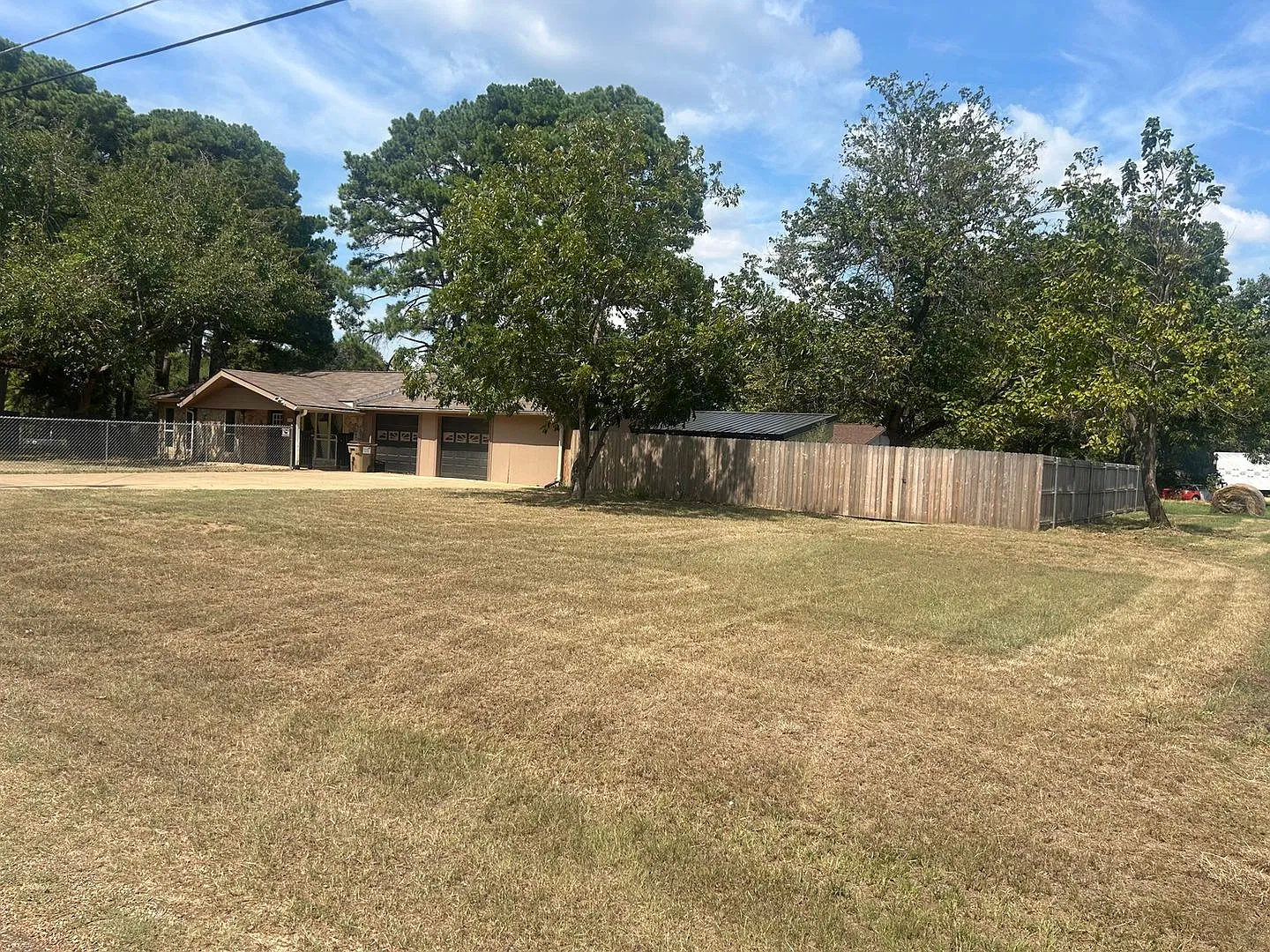 Charming 3BR House in Mabank near Cedar Creek Lake — Photo 2