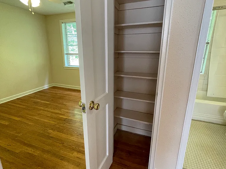 1623 Valley Ave — Photo 73