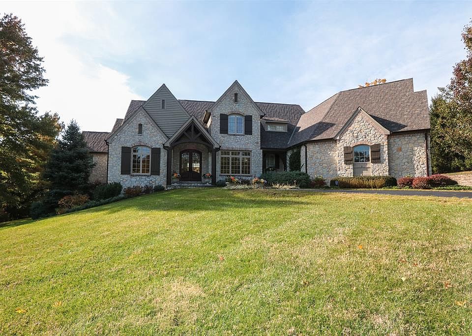 1st image of 7855 Annesdale Dr