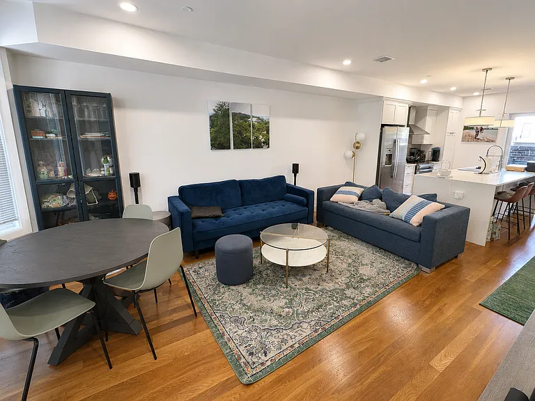 58 Rogers St — Photo 2