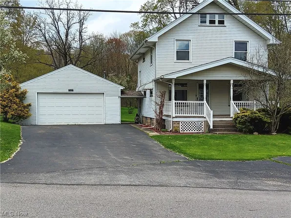 7537 Van Ness Ave, Hubbard, OH 44425