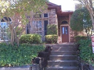 5910 Brookline Dr, Rowlett, TX 75089