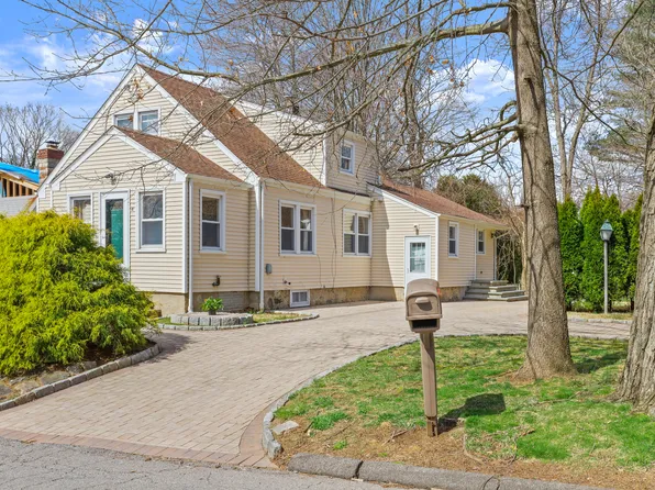 41 Nichols Avenue, Stamford, CT 06905