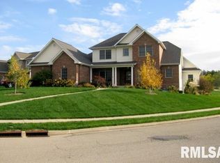 3220 W Rosebury Ln, Dunlap, IL 61525
