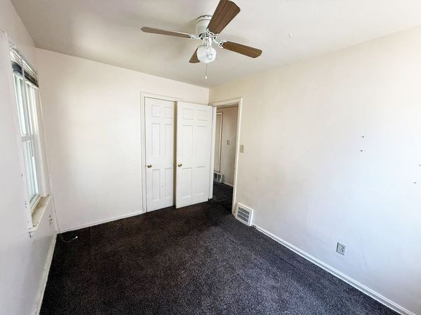 15901 Lotus Dr