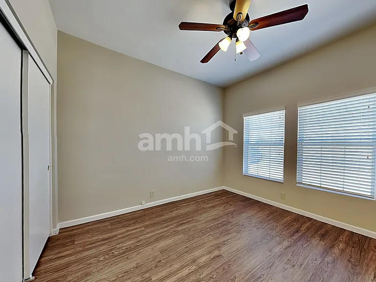 10235 W Missouri Ave — Photo 20