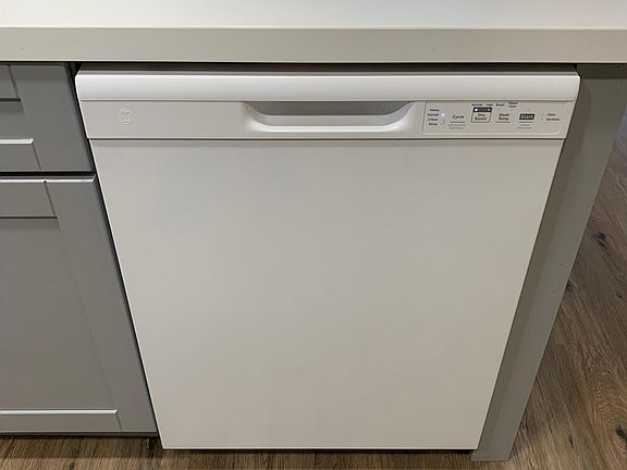 5th image of 2800 Keller Dr APT 218