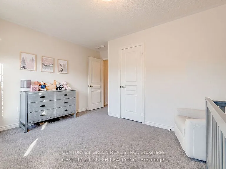 86 Colville Pl — Photo 33
