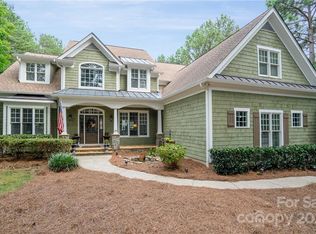 359 Bayberry Creek Cir, Mooresville, NC 28117