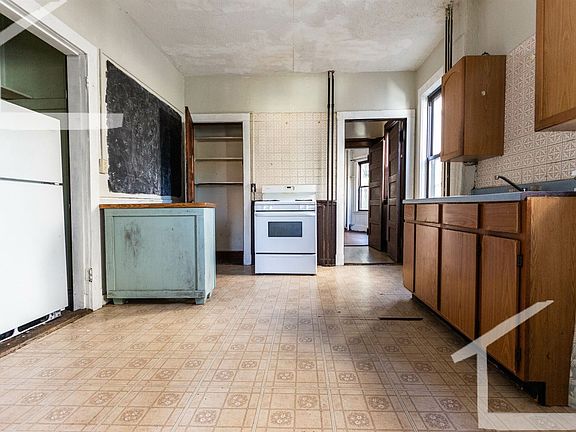 22 University Rd. #1 Brookline Unit Photo 2