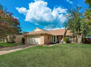 710 Bowie St, Forney, TX