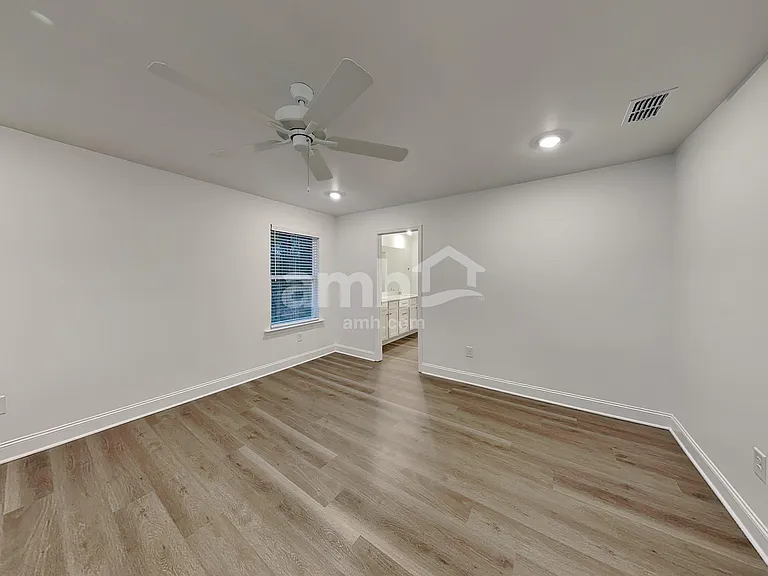1568 Aquamarine Dr — Photo 10