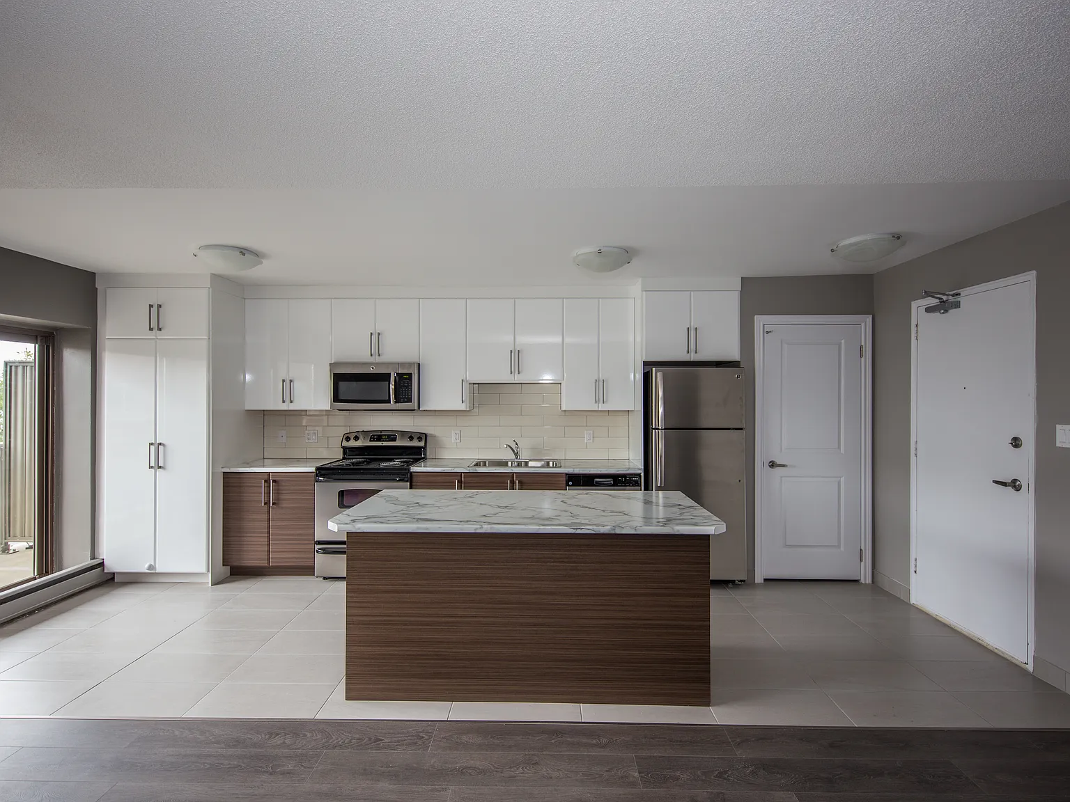 1720 Paris Street — Photo 2
