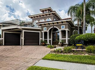 542 Villa Dr, Seabrook, TX 77586